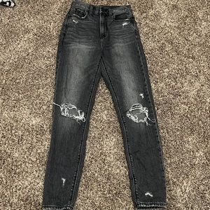 american eagle highest rise mom jean